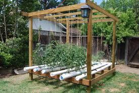 NFT hydroponic grow system