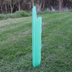 Vine Guards – Fluted & Tabbed – 900mm high x 90mm triangle